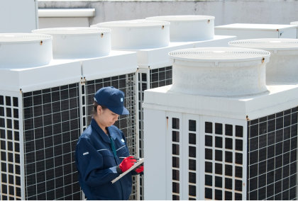 働く従業員の写真